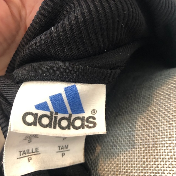 🕘 ADIDAS  BLACK JACKET SIDE POCKETS SIZE SMALL - Picture 6 of 6